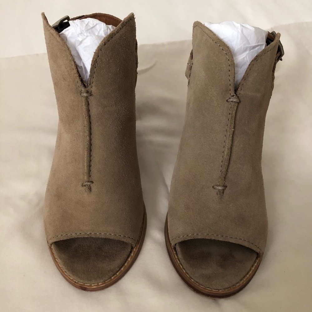 Frye Womens Ash Courtney Suede Slingback Mule Heel